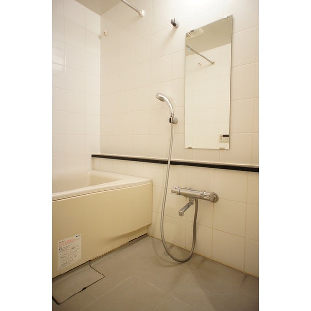 バス・シャワールーム　別部屋参考写真