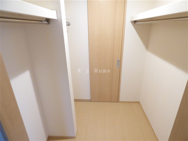 収納　ウォークインクローゼット