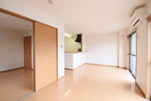 居室・リビング　※別室の参考写真の為、現況優先です。