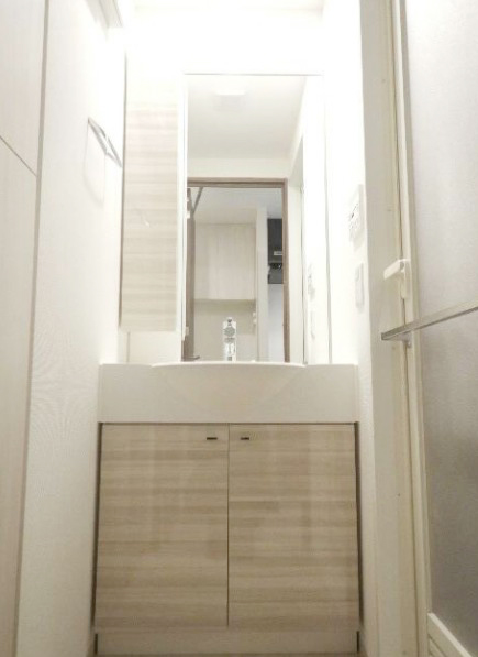 洗面設備　★収納付き、独立洗面台★