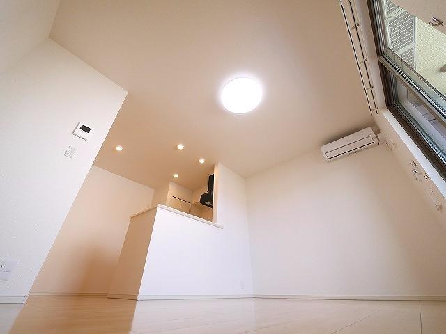 居室・リビング　使いやすい居間です