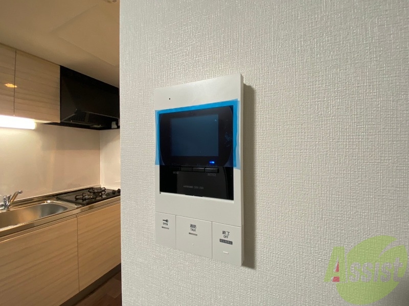 セキュリティ　ＴＶモニター付インターホンです。来客者の顔が見えるので安心！