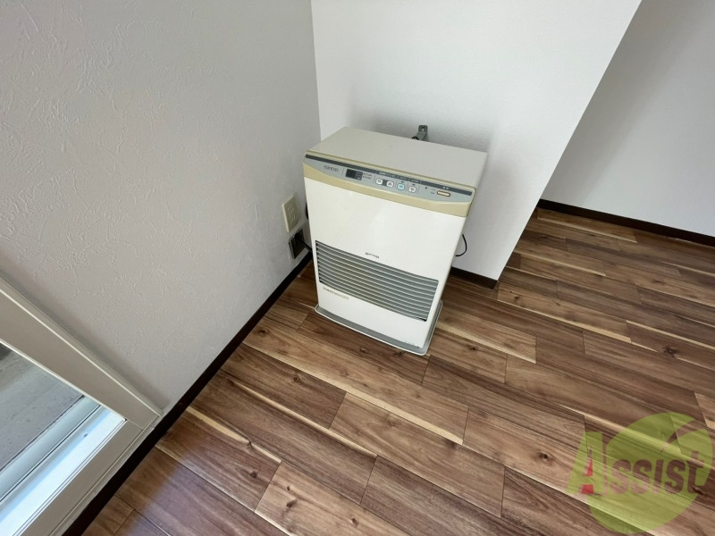 その他設備　灯油暖房です。札幌の寒い冬もこれで大丈夫！