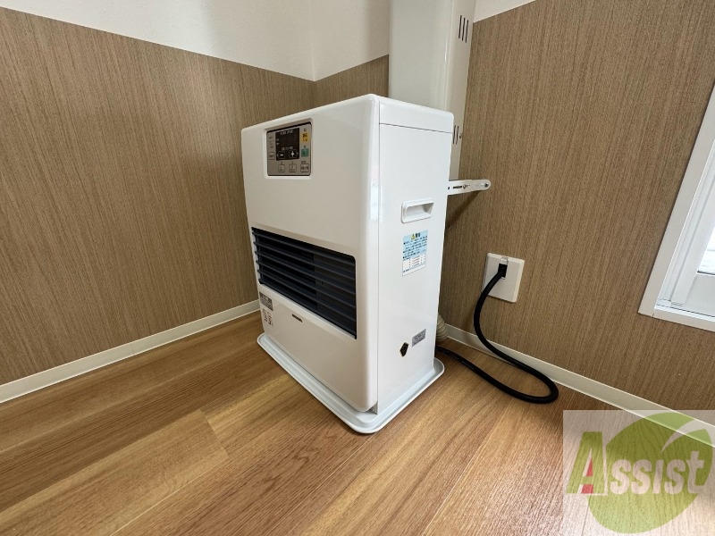 その他設備　灯油暖房です。札幌の寒い冬もこれで大丈夫！