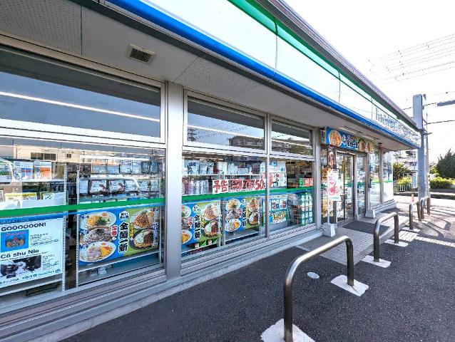 その他　ファミリーマート阪南尾崎町五丁目店まで354ｍ