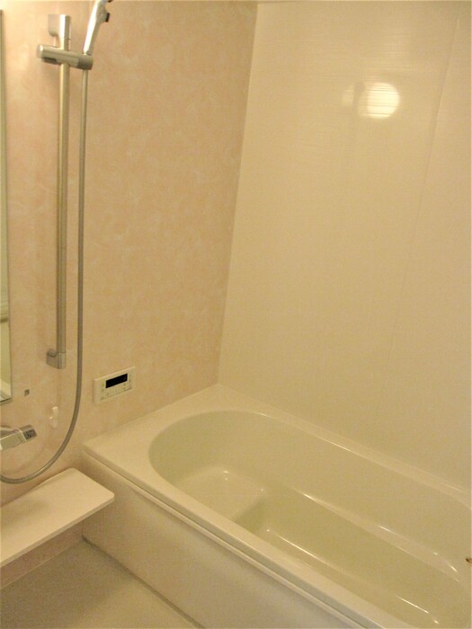 バス・シャワールーム　浴室