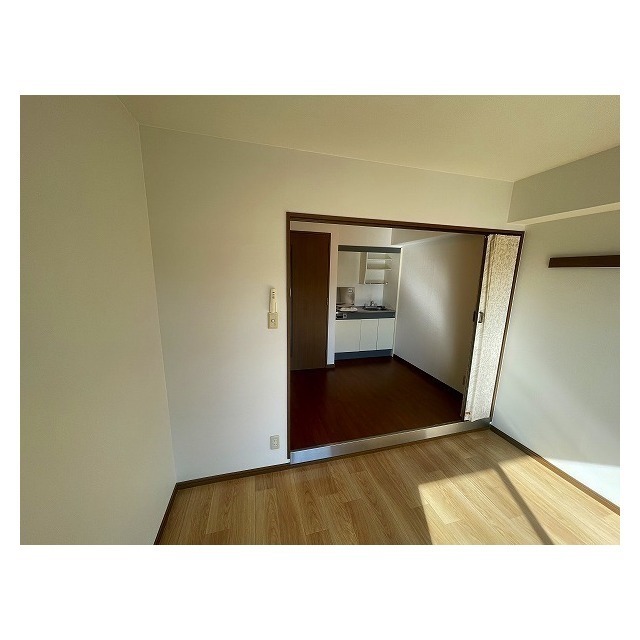 居室・リビング　洋室