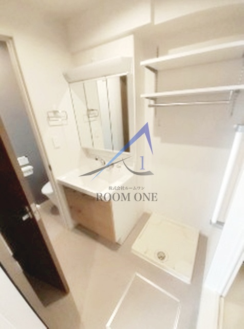 洗面設備　独立洗面台です。