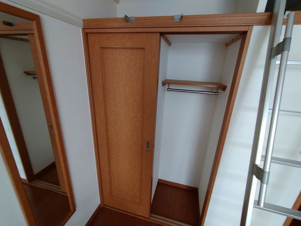 その他部屋・スペース　居室収納　姿見付き