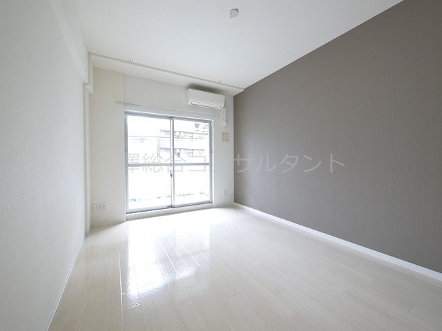 居室・リビング　同間取りタイプ画像