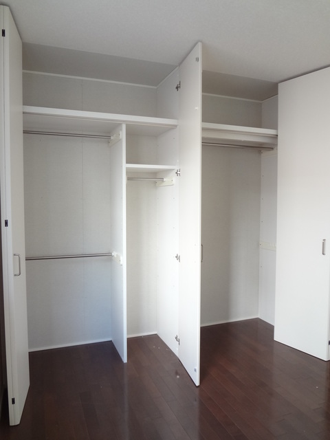 収納　クローゼット