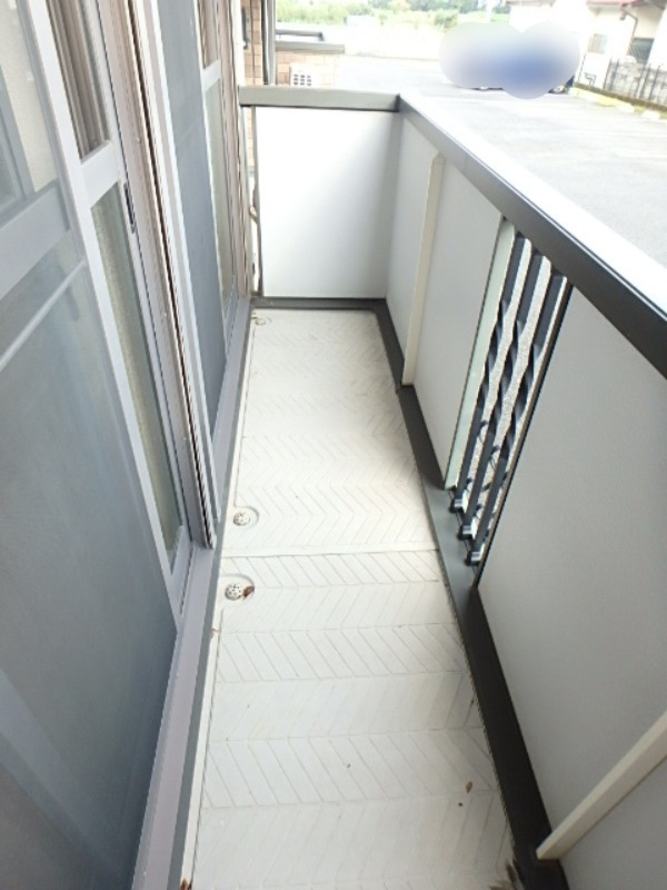 バルコニー　図面と現状に相違がある場合には現状を優先