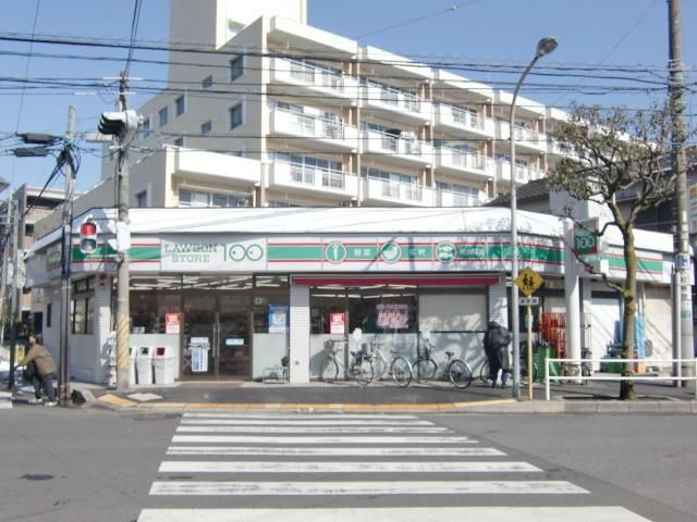 コンビニ　ローソンストア１００（コンビニ）まで302m