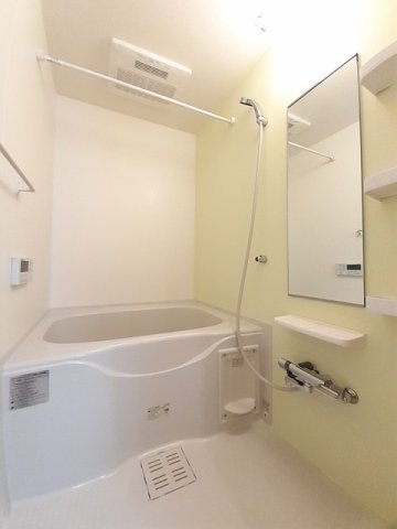 バス・シャワールーム　日々の疲れを癒すお風呂付です