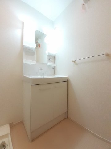 洗面設備　洗面所です