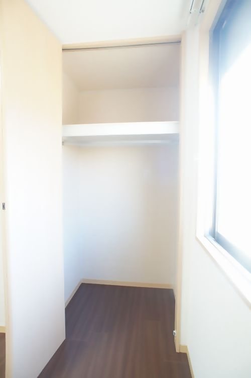 収納　クローゼット（洋室5.7帖）