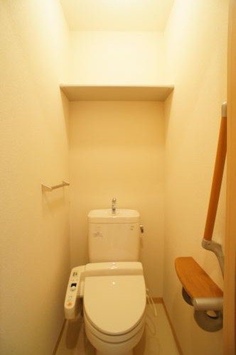 トイレ　ウォシュレット