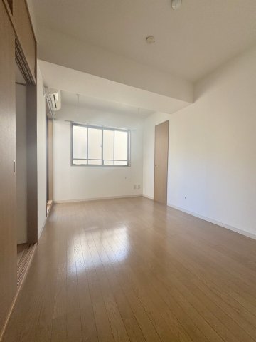 その他部屋・スペース　★明るいフローリングの角部屋です★