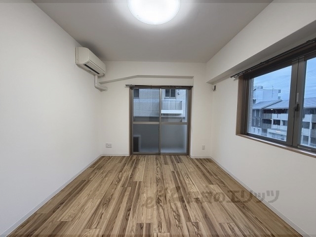 居室・リビング　居室