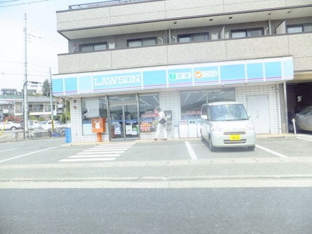 コンビニ　ローソン（コンビニ）まで40m