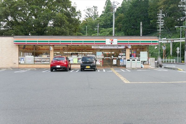 コンビニ　セブンイレブン 大津美崎町店（コンビニ）まで640m