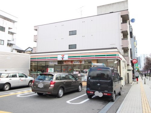コンビニ　セブンイレブン 堺熊野町東4丁店（コンビニ）まで257m