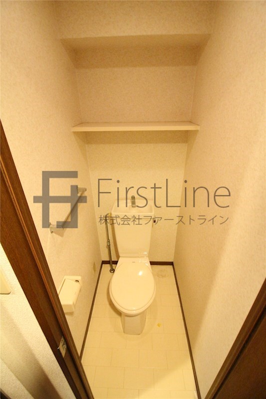 トイレ　別号室の写真です