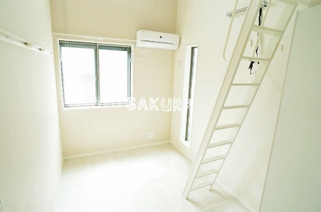 居室・リビング　「ラボーナ妙蓮寺」