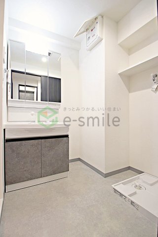 洗面設備　脱衣スペースもあります