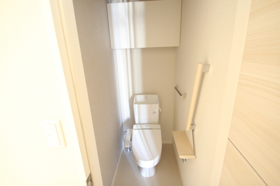 トイレ　※別部屋の写真です