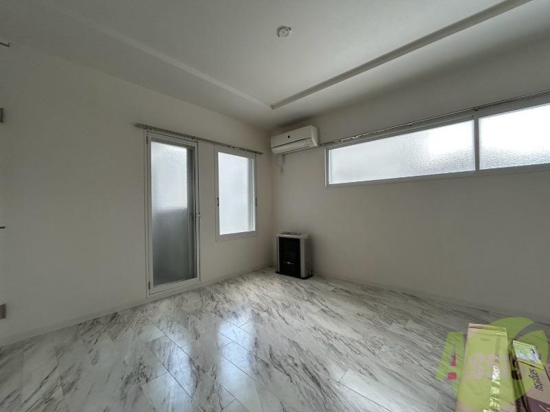 居室・リビング　広々としたリビングですね。使い勝手がよさそうですね！