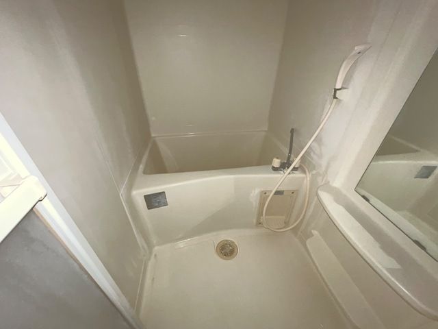 バス・シャワールーム　きれいなお風呂です