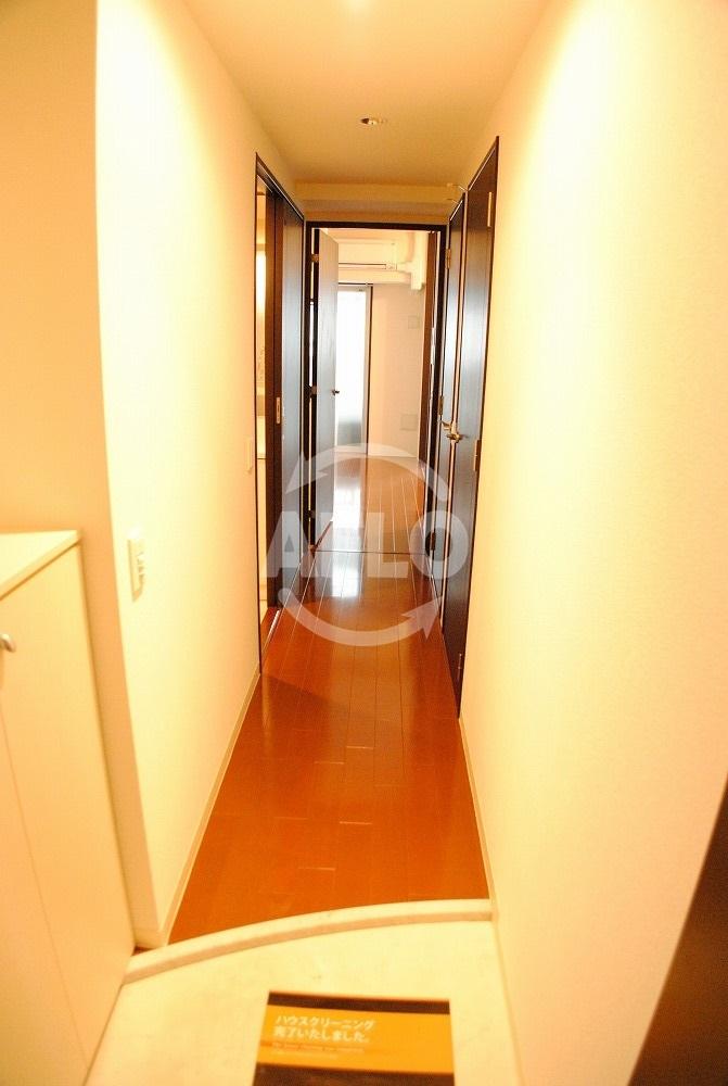 玄関　ゼウス西梅田プレミアム