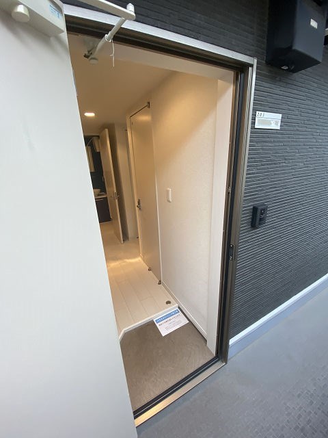 玄関　収納もある玄関です