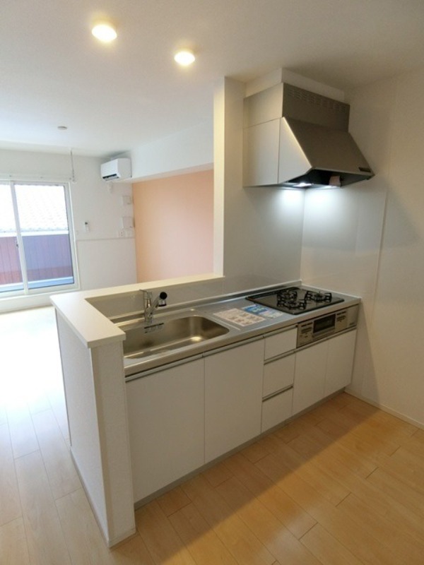 キッチン　図面と現状に相違がある場合には現状を優先