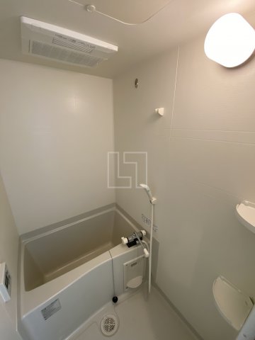 バス・シャワールーム　オリエンタル靭本町　バスルーム