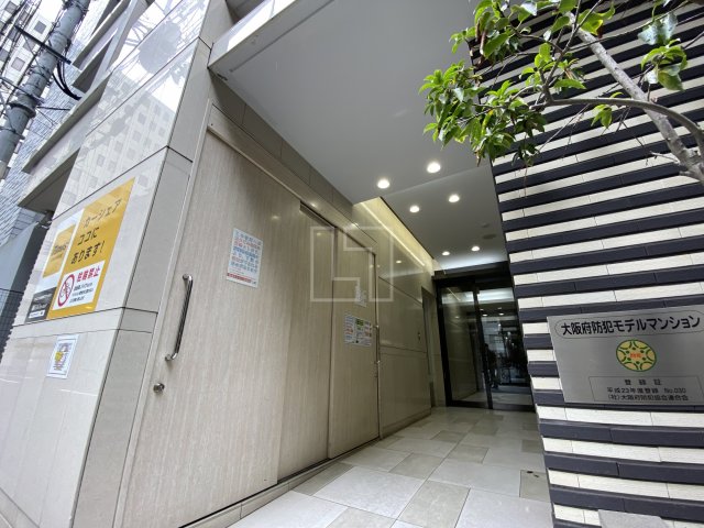 エントランス　オリエンタル靭本町　エントランス