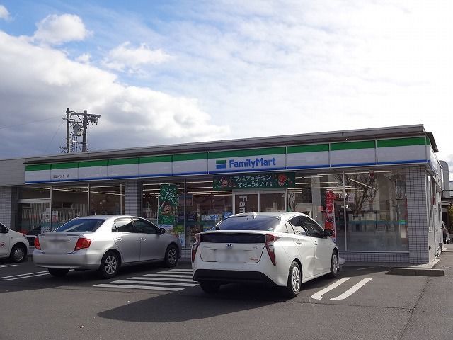 コンビニ　ファミリーマート諏訪インター店（コンビニ）まで1100m