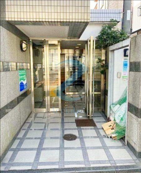 エントランス　エントランス