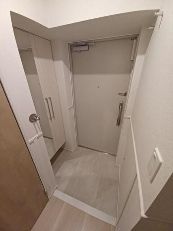 玄関　スアヴィス三ノ輪