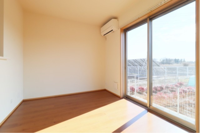 居室・リビング　図面と現状に相違がある場合には現状を優先