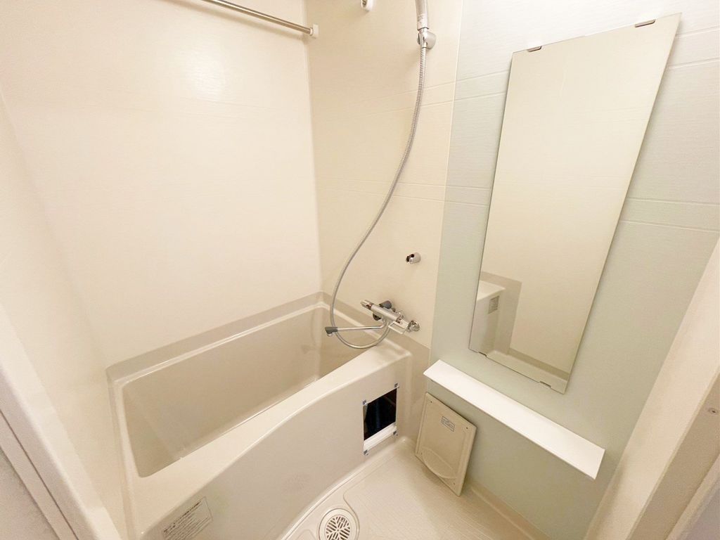 バス・シャワールーム　バス