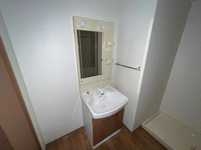 洗面設備　洗髪洗面化粧台