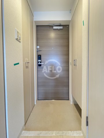 玄関　エスプレイス大阪ガルフレジデンス　玄関