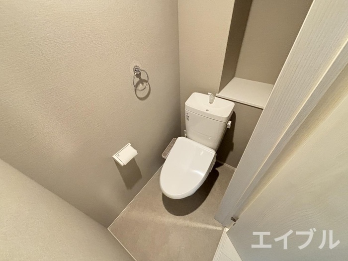 トイレ　※写真は1階の写真になります※