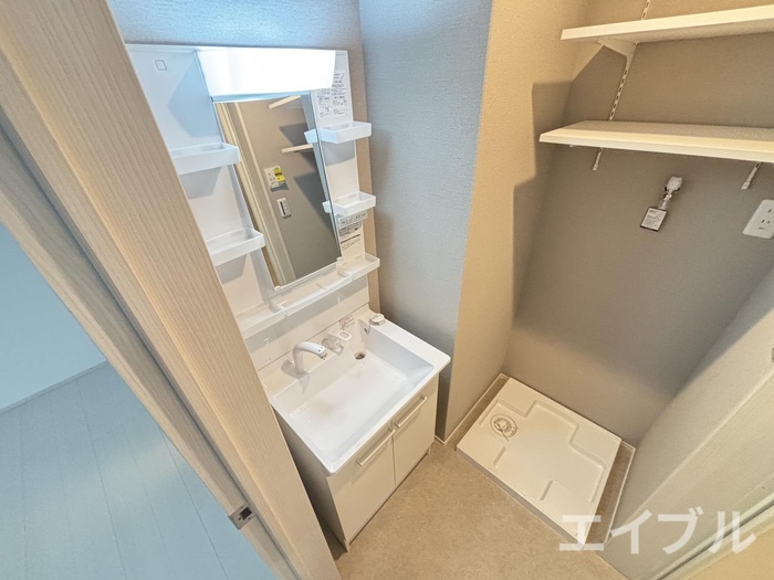洗面設備　※写真は1階の写真になります※