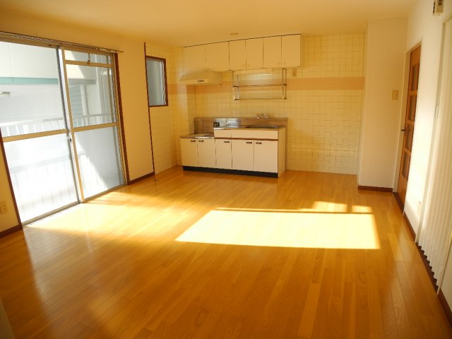 居室・リビング　現況を優先します