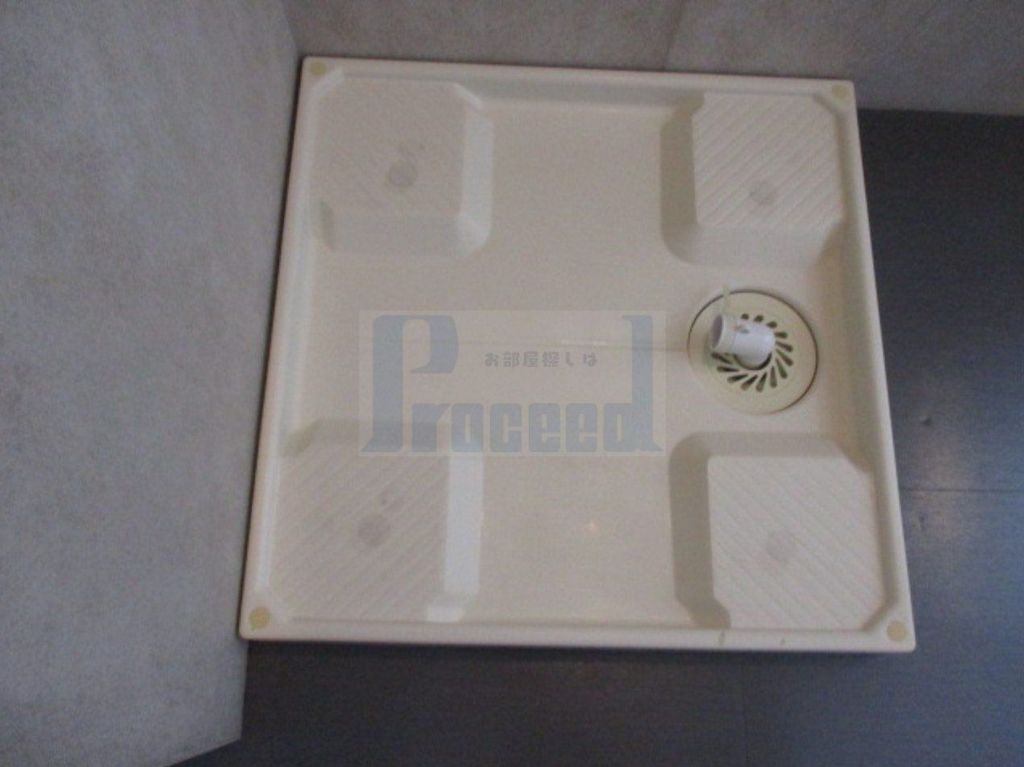 その他設備　室内洗濯機置き場です