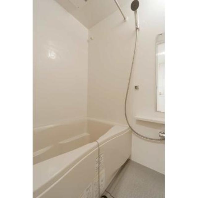 バス・シャワールーム　※写真は同タイプ住戸です。