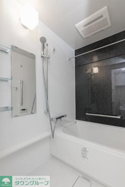 バス・シャワールーム　※写真は同タイプ住戸です。